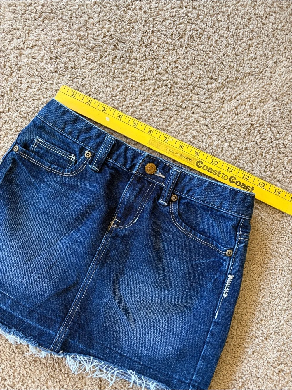 NWOT Old Navy Denim Mini Skirt Dark Stonewash Raw Frayed Hem Girls size 10